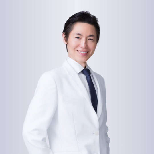 院長 奥 謙太郎